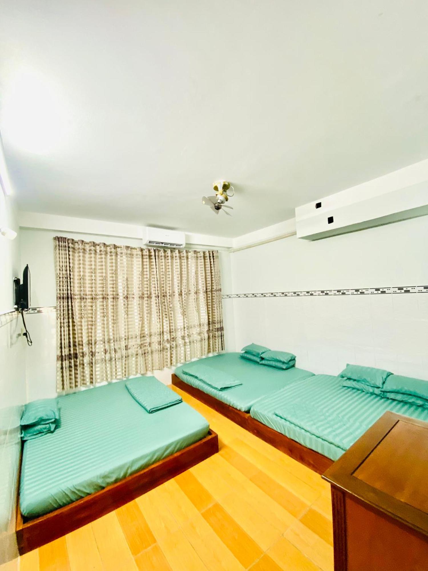 Nha Nghi Cam Tien 2 Hostel Ha Tien Exterior foto